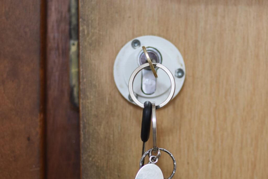 Locksmith Huddersfield No Shut Sure Lock