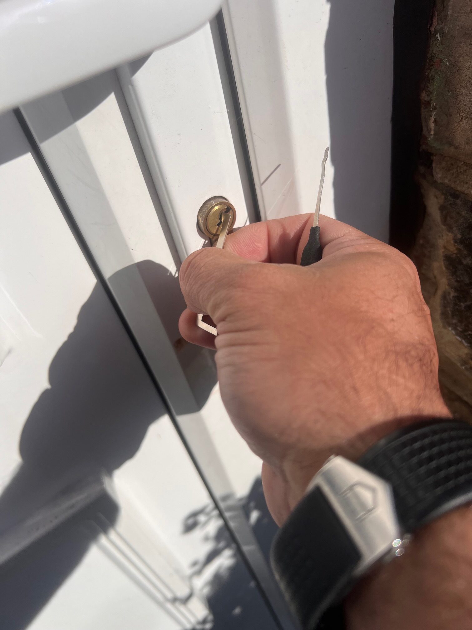 locksmith in Rothwell Marc at No Shut Sure Lock utilised non-destructive entry techniques