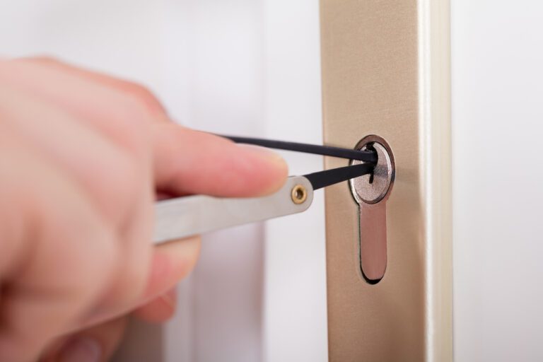 What does a locksmith in Rothwell do? read our blog to find out!